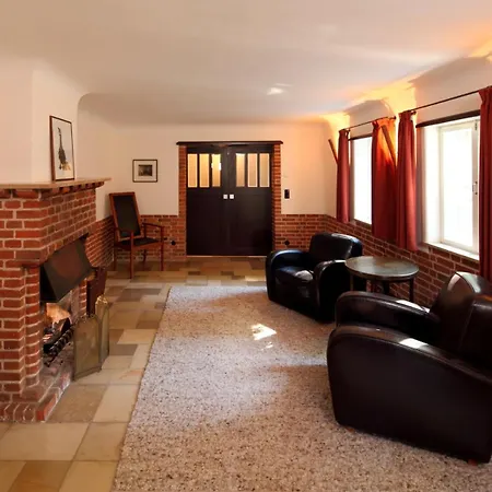 Englisches Landhaus * Langwedel (Schleswig-Holstein)